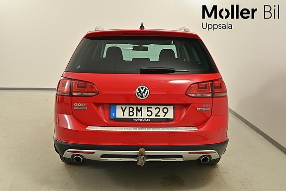 Volkswagen Golf Alltrack 7 of 10