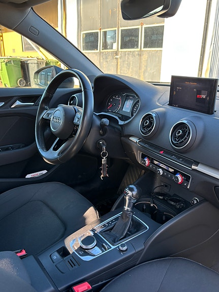 Audi A3 7 of 11