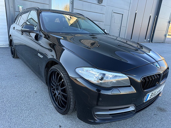 BMW 520d 3 of 5