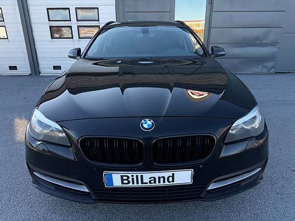 BMW 520d 2 of 5