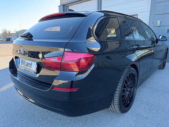 BMW 520d 4 of 5