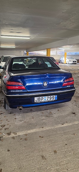 Peugeot 406 2 of 5