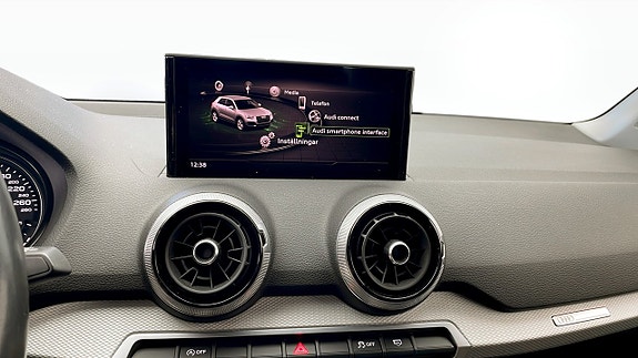 Audi Q2 9 of 13