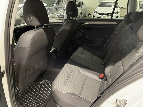 Volkswagen Golf I 5 of 8