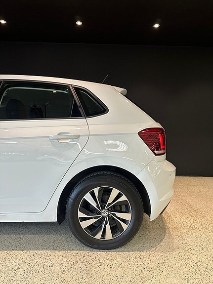 Volkswagen Polo 4 of 5