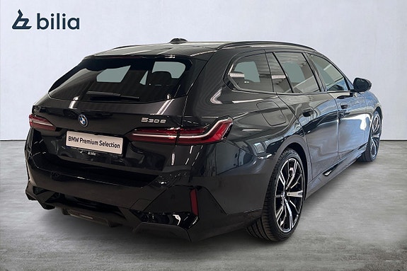 BMW 530e 16 of 18