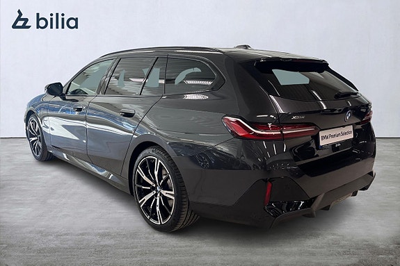 BMW 530e 2 of 18