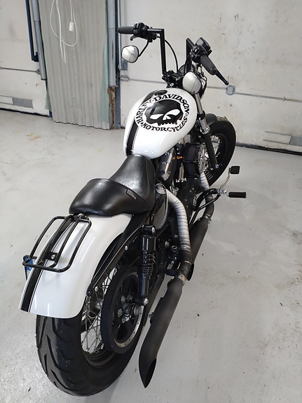 Harley-Davidson XL1200X Forty-Eight 3 of 5
