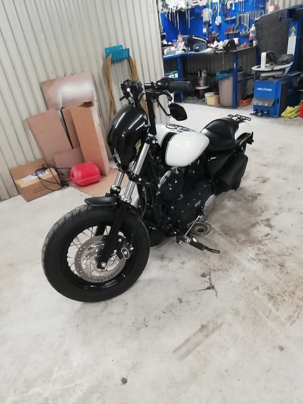 Harley-Davidson XL1200X Forty-Eight 4 of 5