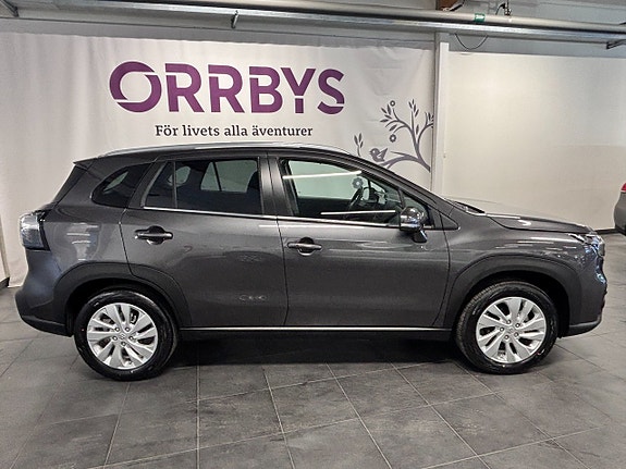 Suzuki S-Cross 3 of 5