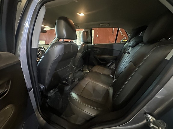 Chevrolet Trax 10 of 18