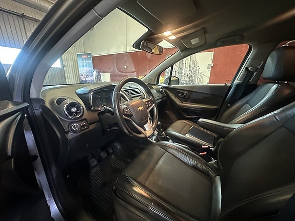 Chevrolet Trax 9 of 18