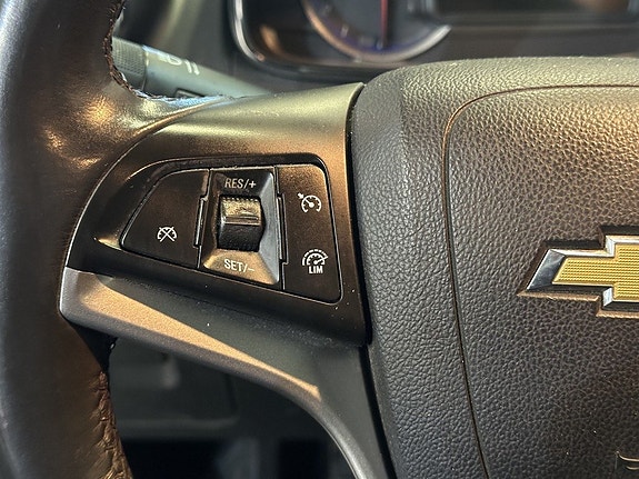 Chevrolet Trax 13 of 18