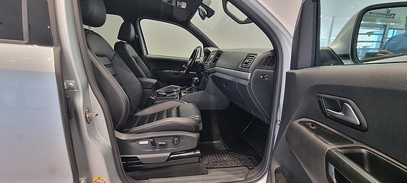 Volkswagen Amarok 8 of 20