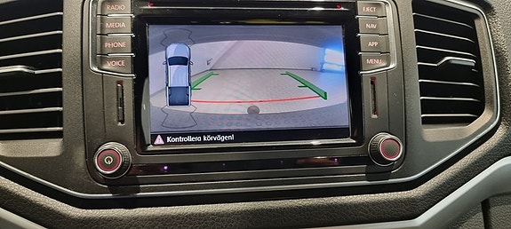 Volkswagen Amarok 15 of 20
