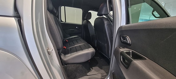 Volkswagen Amarok 9 of 20