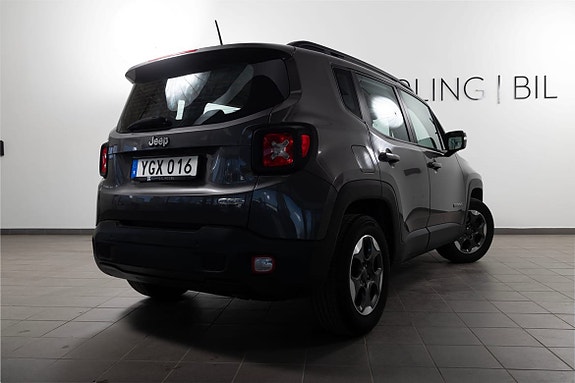 Jeep Renegade 12 of 20