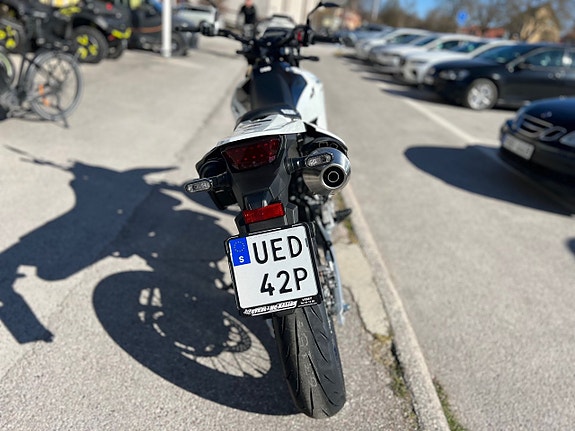Suzuki DR-Z4SM A2 4 of 4
