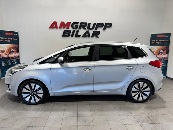 Kia Carens 4 of 19