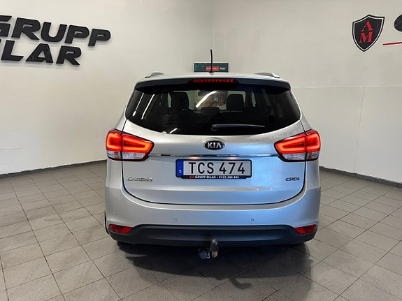 Kia Carens 8 of 19