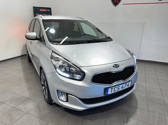 Kia Carens 10 of 19