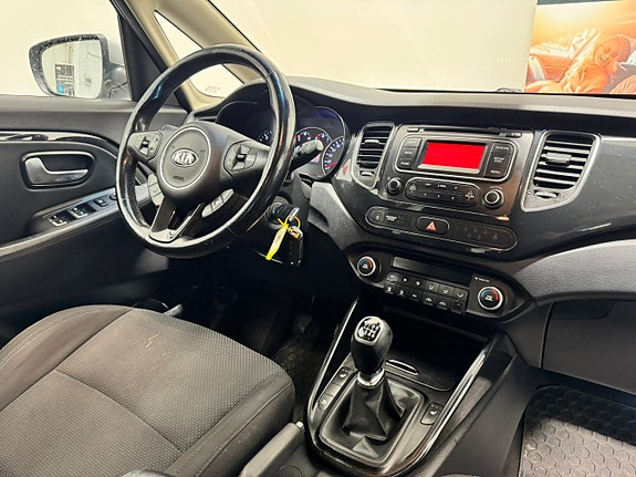 Kia Carens 2 of 19