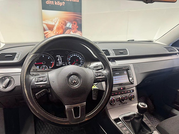 Volkswagen Passat 18 of 19