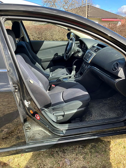 Mazda 6 4 of 10