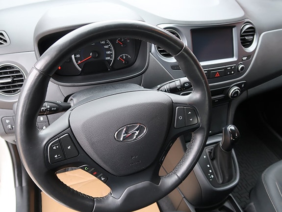 Hyundai i10 11 of 14