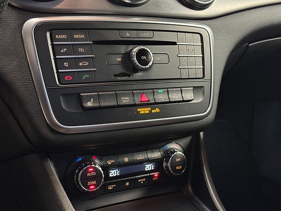 Mercedes-Benz CLA220 d 20 of 27