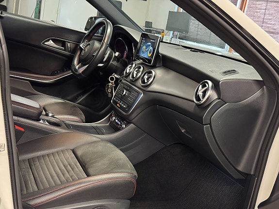 Mercedes-Benz CLA220 d 21 of 27