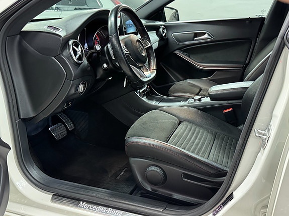 Mercedes-Benz CLA220 d 22 of 27