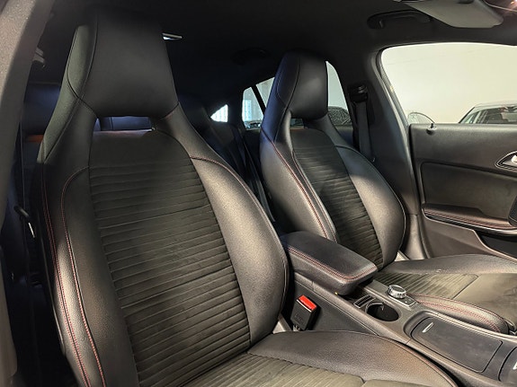 Mercedes-Benz CLA220 d 24 of 27