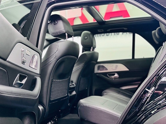 Mercedes-Benz GLE350 de 24 of 26