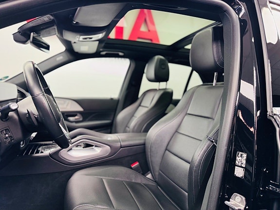 Mercedes-Benz GLE350 de 25 of 26
