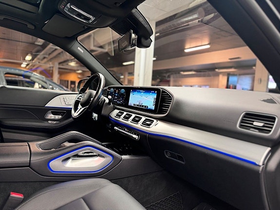 Mercedes-Benz GLE350 de 16 of 26