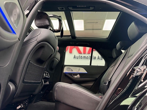 Mercedes-Benz GLE350 de 13 of 26
