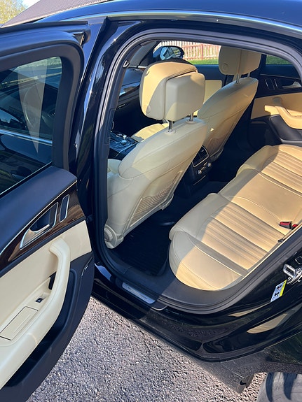 Audi A6 7 of 11