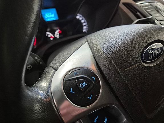 Ford Transit Connect 9 of 11