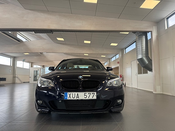 BMW 550i 2 of 10