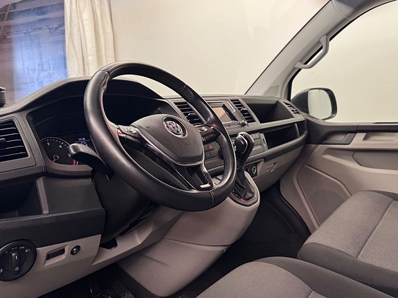 Volkswagen Transporter 15 of 16