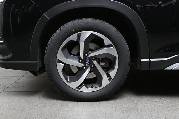 Subaru Forester 8 of 28