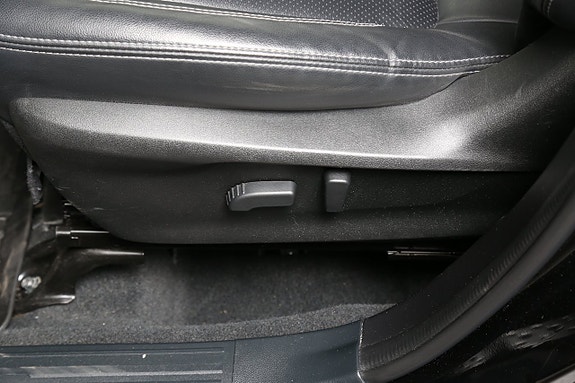 Subaru Forester 12 of 28
