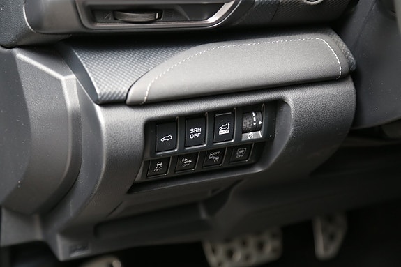 Subaru Forester 13 of 28