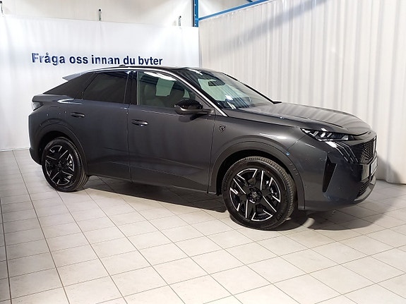 Peugeot 3008 2 of 5