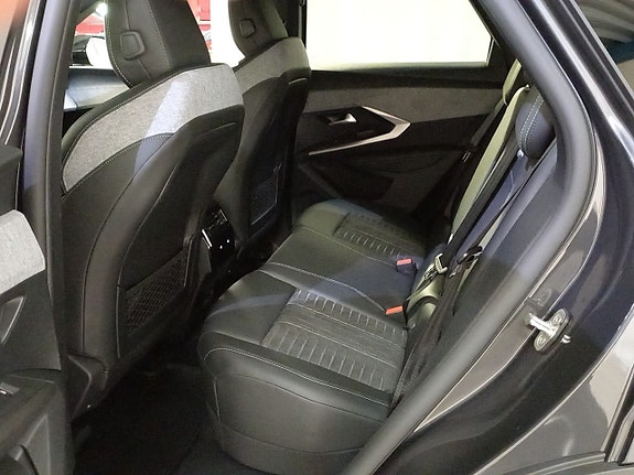 Peugeot 3008 8 of 12