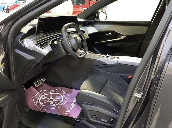 Peugeot 3008 9 of 12