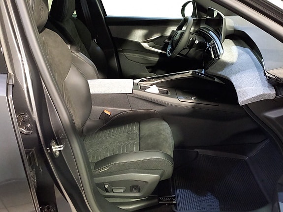 Peugeot 3008 3 of 12