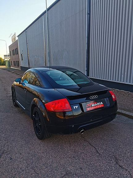 Audi TT 7 of 11