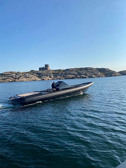 Inkommande Goldfish 38 Sport 2 x 565